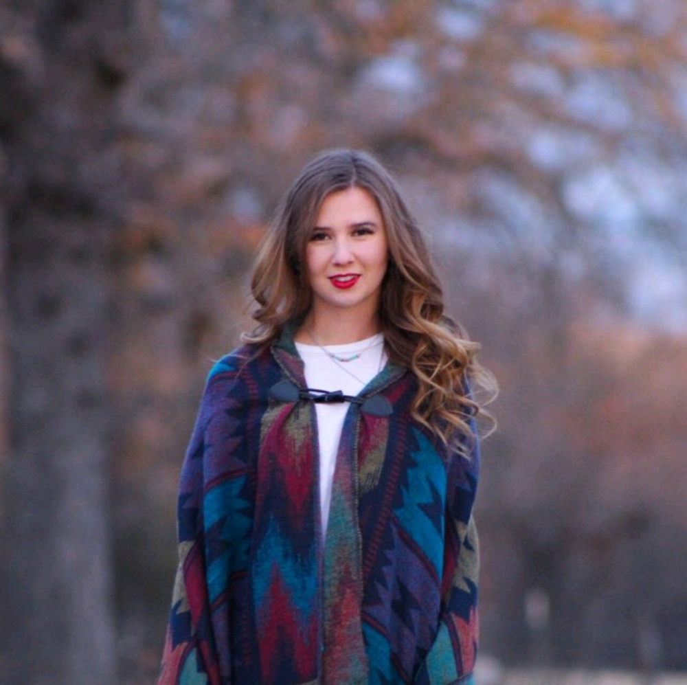 Meet your Posher, Jett